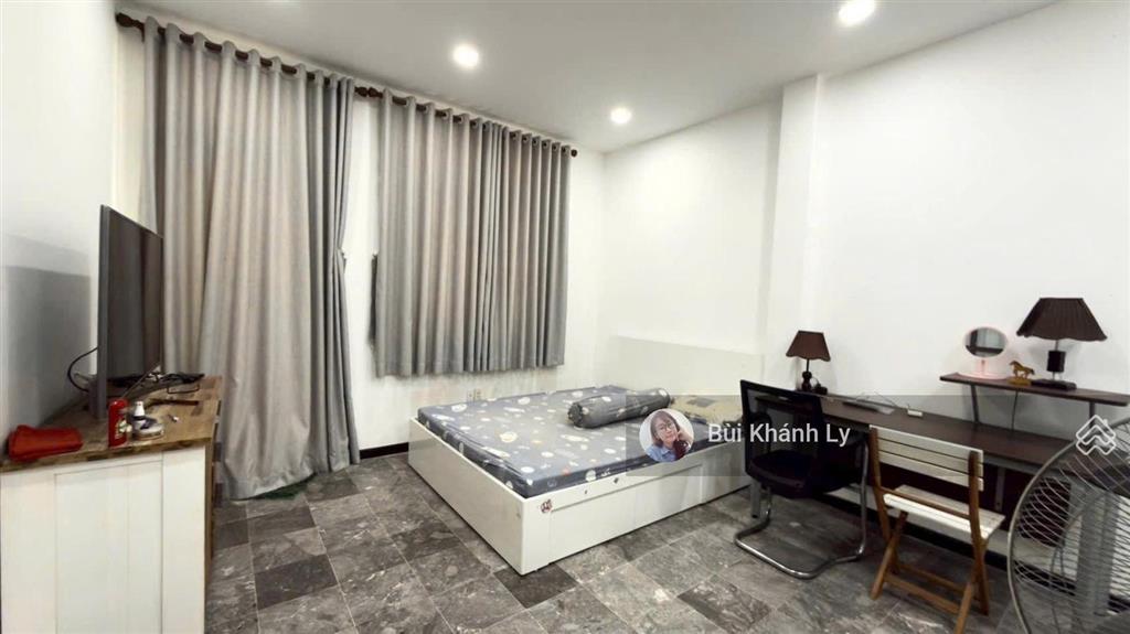 Bán nhà phú nhuận  khu vip phan xích long  40m²  ngang lớn 5m  5 tầng  2 mặt hẻm thoáng