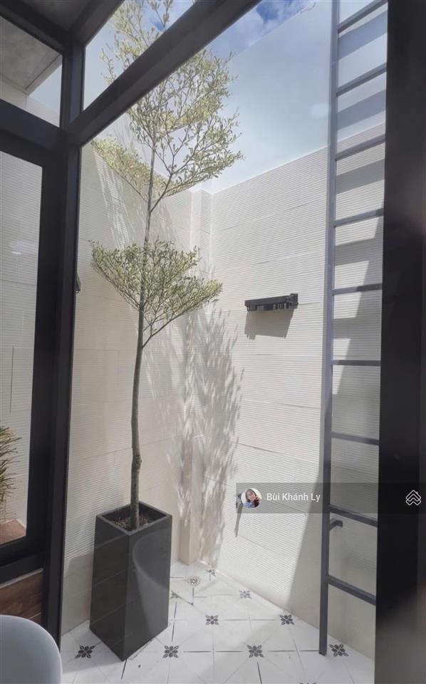 Lộ giá chốt 12 tỷ  đường nhựa 10m  khu vip biệt thự đoàn thị điểm  nhà đẹp ở ngay