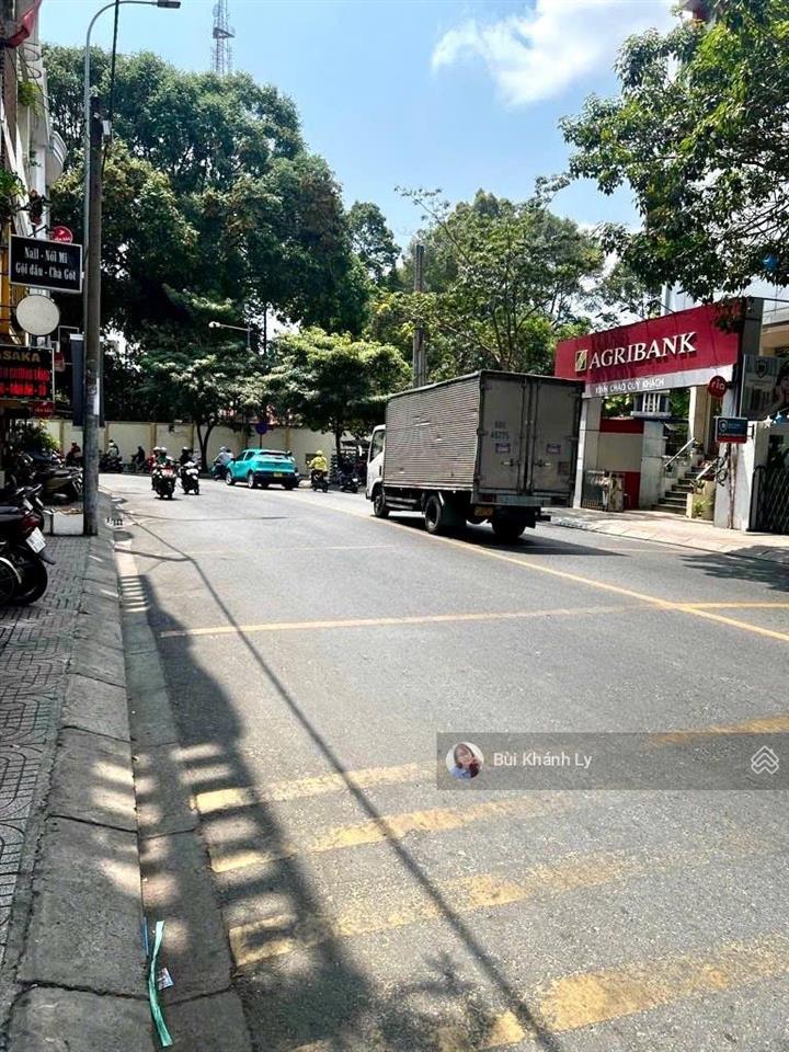 Bán nhà mặt tiền kinh doanh phổ quang, công viên gia định, khu vip văn phòng sân bay