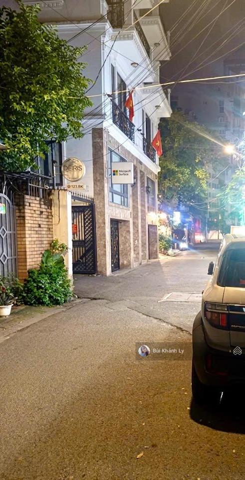 Bán nhà hoàng văn thụ phú nhuận 71m hẻm xe hơi 8m 3 tầng giá 15,79 tỷ