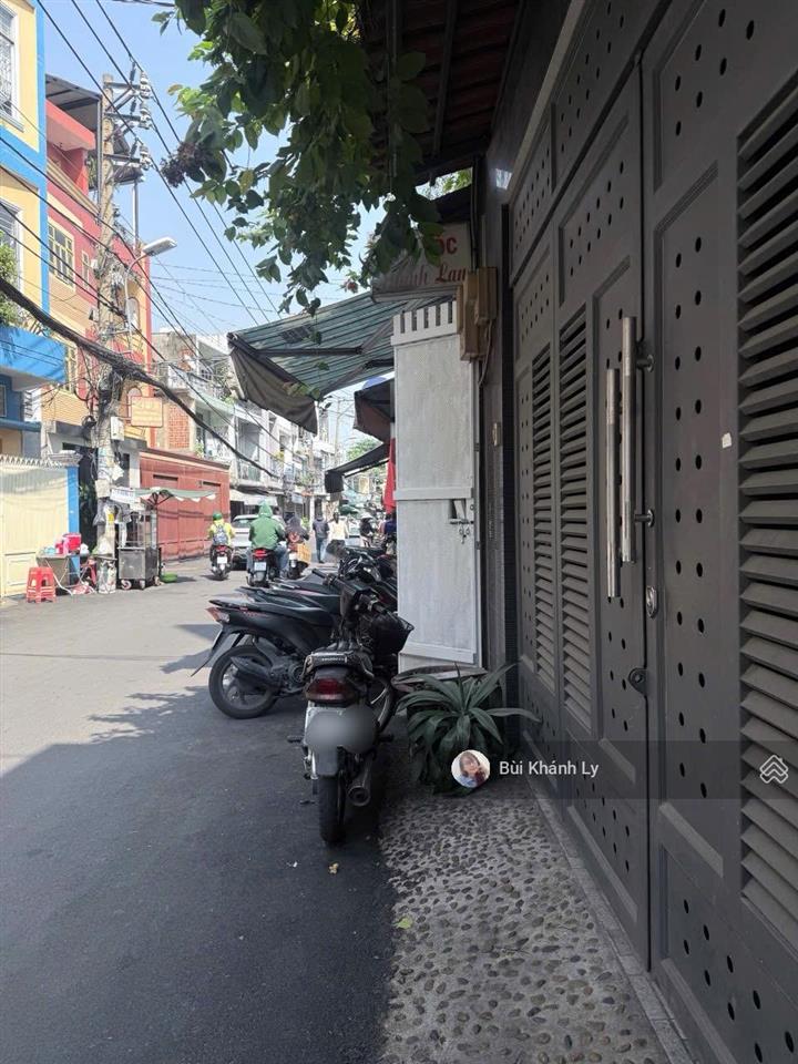 Bán nhà mặt tiền hoàng văn thụ phú nhuận 72m² 4 tầng 7 phòng dòng tiền tốt