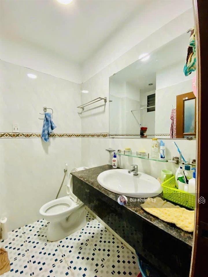 Bán nhà mặt tiền hoàng văn thụ phú nhuận 72m² 4 tầng 7 phòng dòng tiền tốt