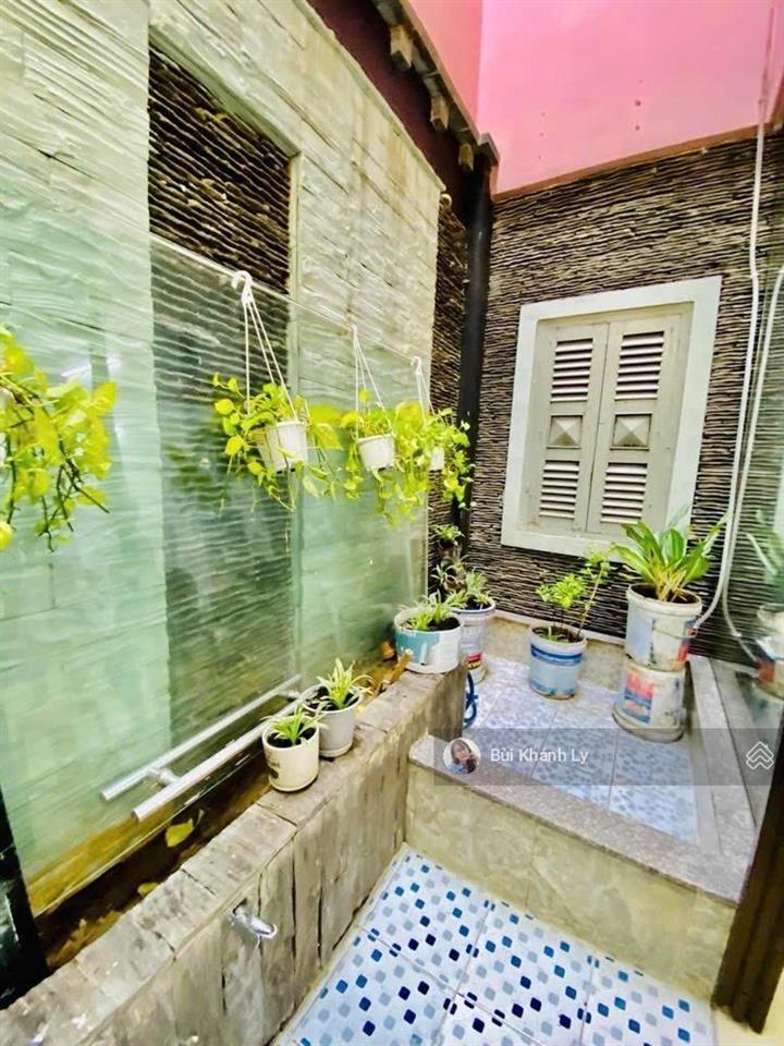 Bán nhà mặt tiền hoàng văn thụ phú nhuận 72m² 4 tầng 7 phòng dòng tiền tốt