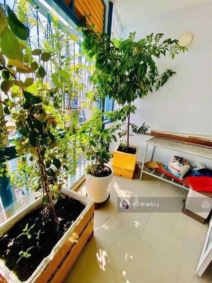 Bán nhà mặt tiền hoàng văn thụ phú nhuận 72m² 4 tầng 7 phòng dòng tiền tốt