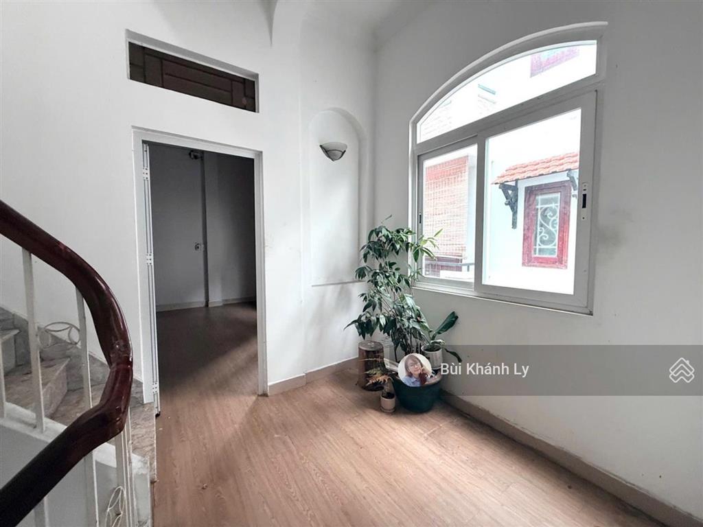 Bán nhà hẻm xe hơi 8m hoàng văn thụ phú nhuận dt 55m² (4,8x12,5m) 5 tầng btct