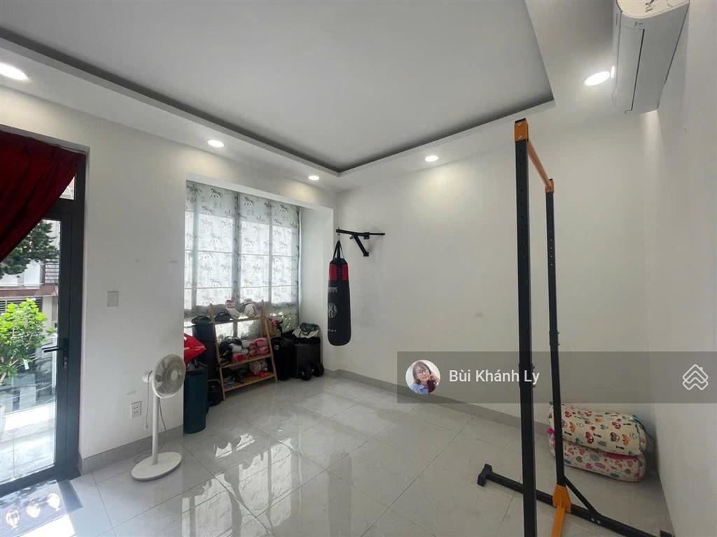 Giảm 2 tỷgiá mới 14,79 tỷ60m ngang 4,3m vị trí sát mặt tiền kinh doanh út tịch hoàng văn thụ