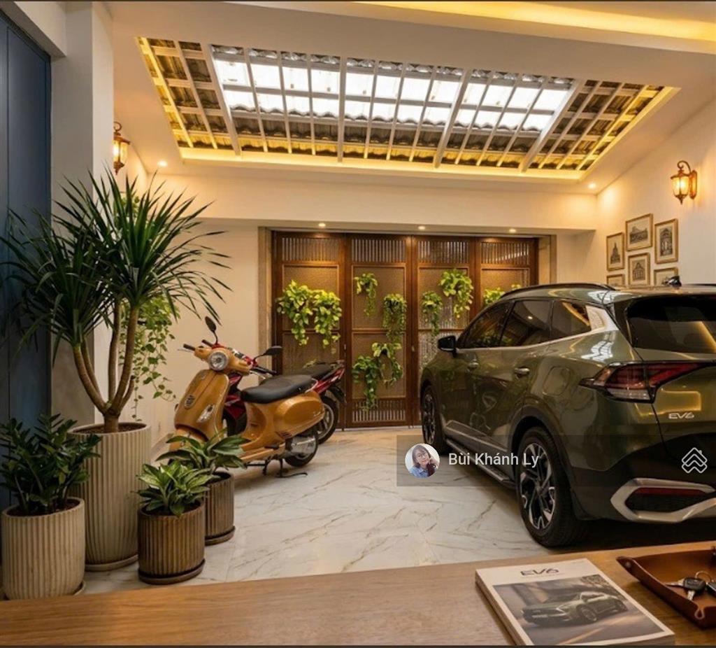 Giảm 2 tỷgiá mới 14,79 tỷ60m ngang 4,3m vị trí sát mặt tiền kinh doanh út tịch hoàng văn thụ