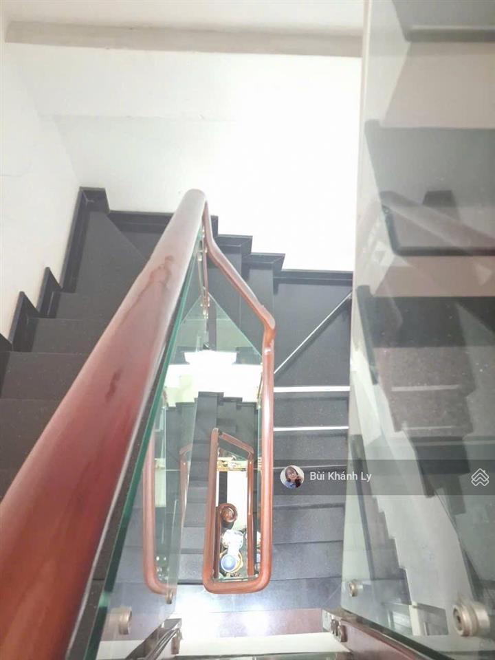 Bán nhà mặt tiền hoa hồng khu vip phan xích long, 50m², 5 tầng kinh doanh