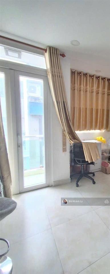 Bán nhà mặt tiền hoa hồng khu vip phan xích long, 50m², 5 tầng kinh doanh
