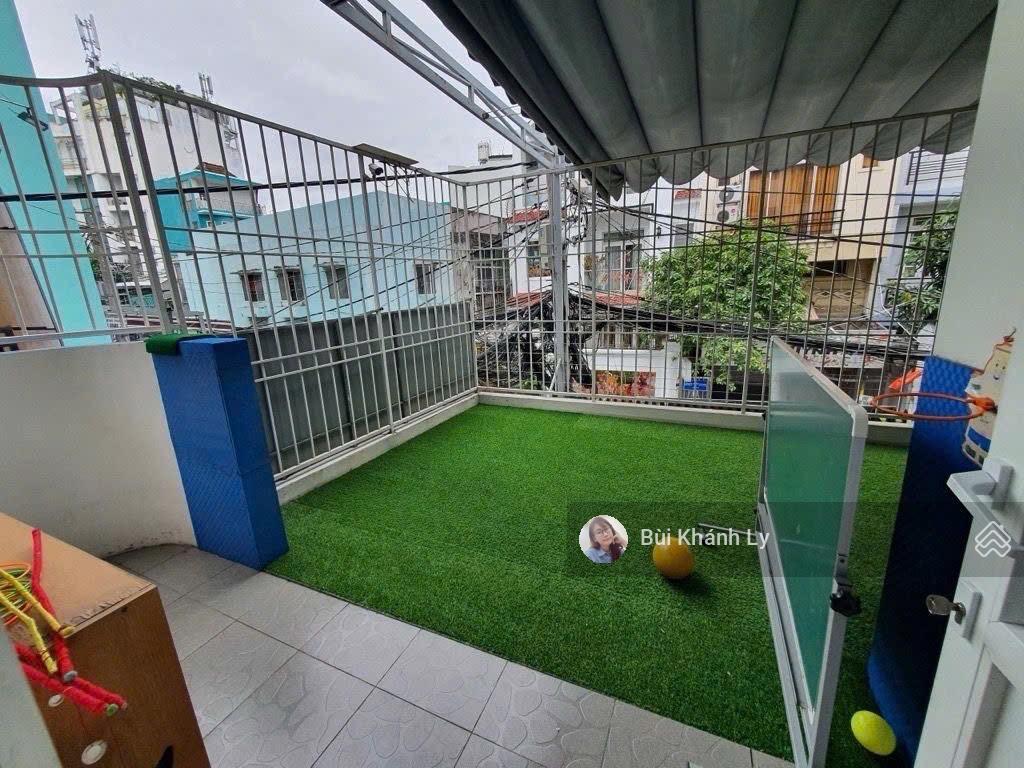 Siêu phẩm mặt tiền phan xích long, phú nhuận. dt 120m2 ngang 7m 4 tầng giá 27 tỷ