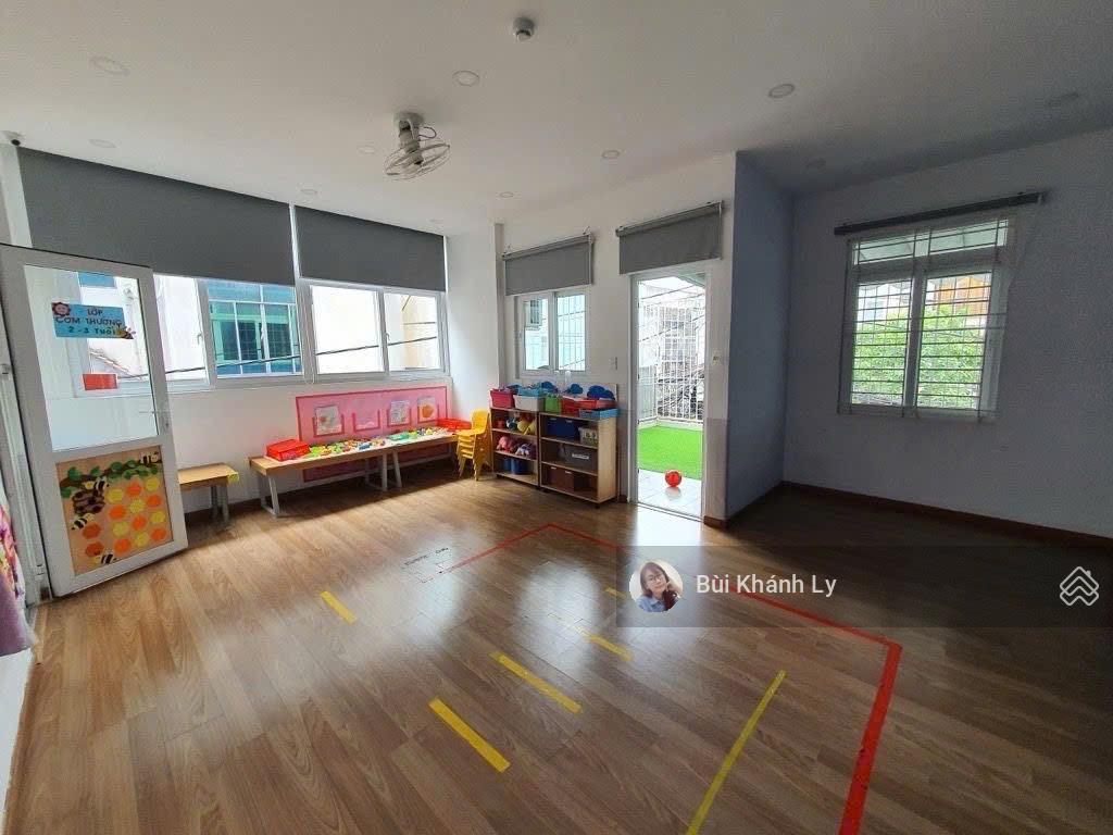 Siêu phẩm mặt tiền phan xích long, phú nhuận. dt 120m2 ngang 7m 4 tầng giá 27 tỷ