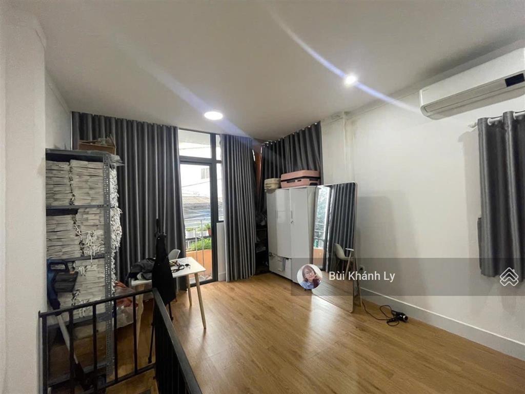 Khu vip phan xích long dt 64m ngang 4m nở hậu kinh doanh tốt