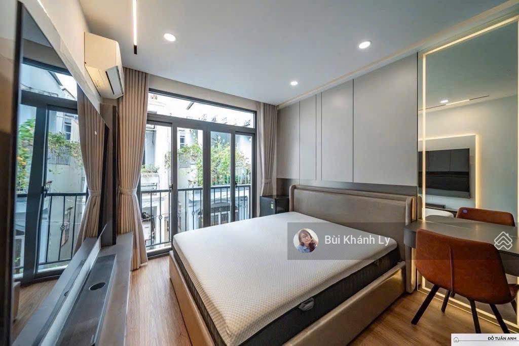 Bán nhà phú nhuận 4 tầng btct 35m huỳnh văn bánh 5 phòng, nhà đẹp ở ngay