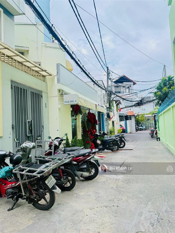 Căn góc khu vip trần khắc chân nguyễn trọng tuyển 4 tầng btct 5 phòng