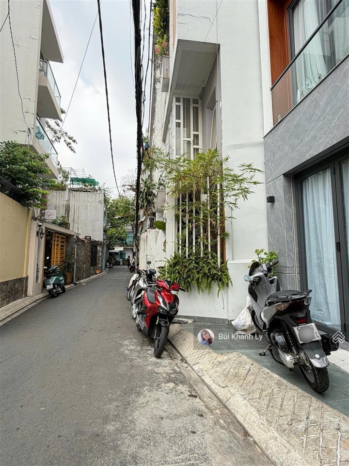 Bán nhà đặng văn ngữ phú nhuận 40m ngang lớn 5,2m 5 tầng nhà đẹp gần nguyễn văn trỗi
