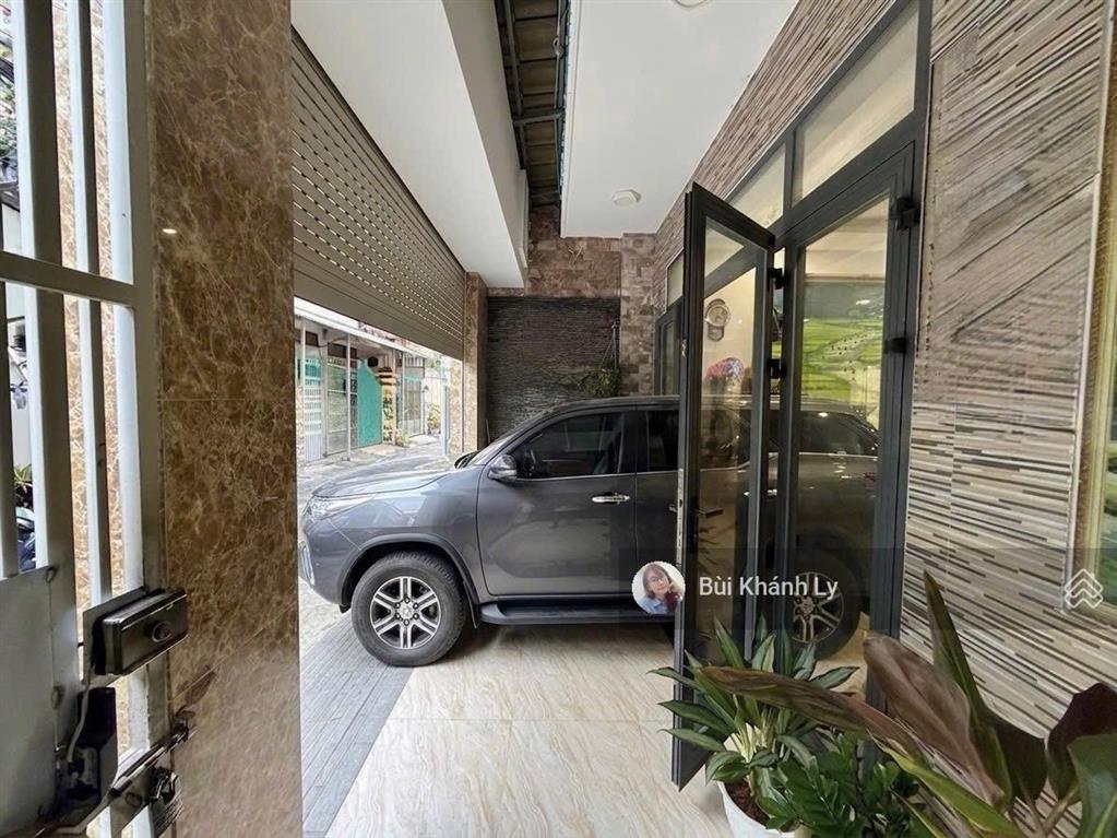 Bán nhà hxh nguyễn kiệm gò vấp 60m ngang 6m 4 tầng dòng tiền tốt