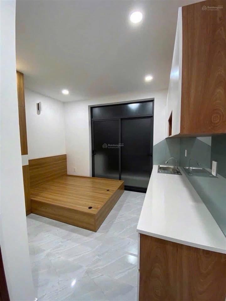 Bán nhà hẻm xe hơi phan đình phùng 5 tầng btct | 6 phòng | dòng tiền 40 triệu/tháng