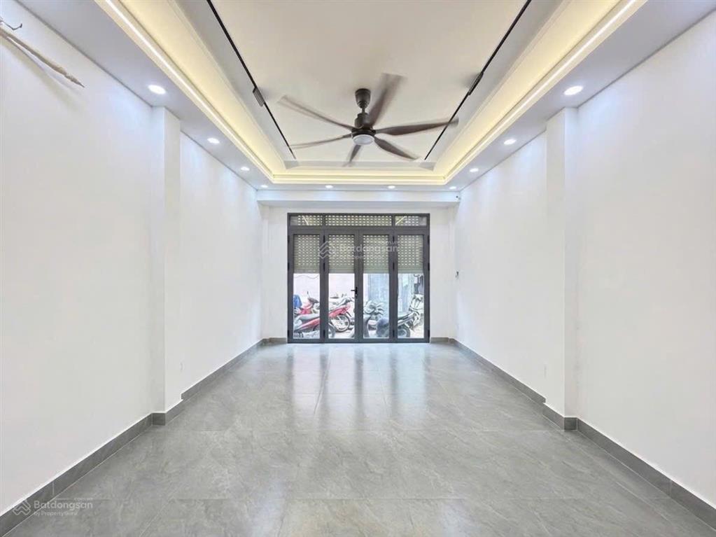 Bán nhà hẻm xe hơi hoàng hoa thám 40m, 5 tầng, hẻm thông, gần phan xích long