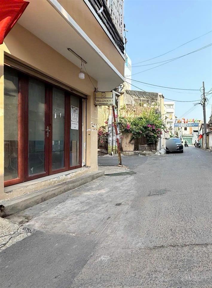 Bán căn hộ dịch vụ nguyễn văn đậu, 55m, 5 tầng, 7 phòng, dòng tiền 40 triệu/th