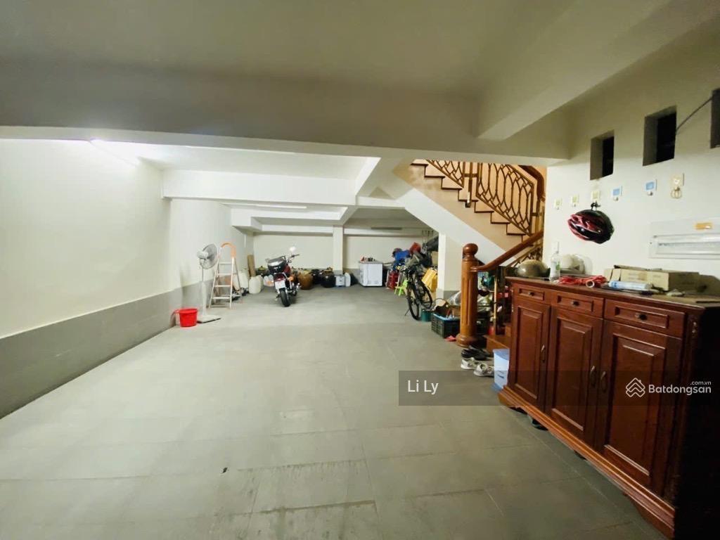 Bán nhà mặt tiền khu vip đường hoa  phan xích long  ngang lớn 8m  6 tầng  150m2, phú nhuận