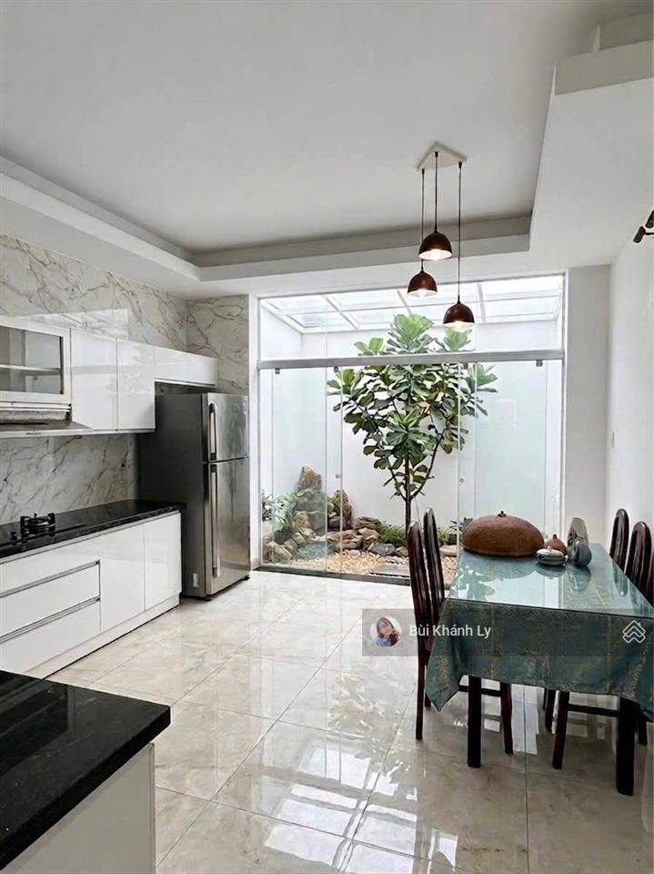 Bán nhà xe tải thông lê văn sỹ, quận 3, 120m², 4 tầng btct, sân thượng, khu vip
