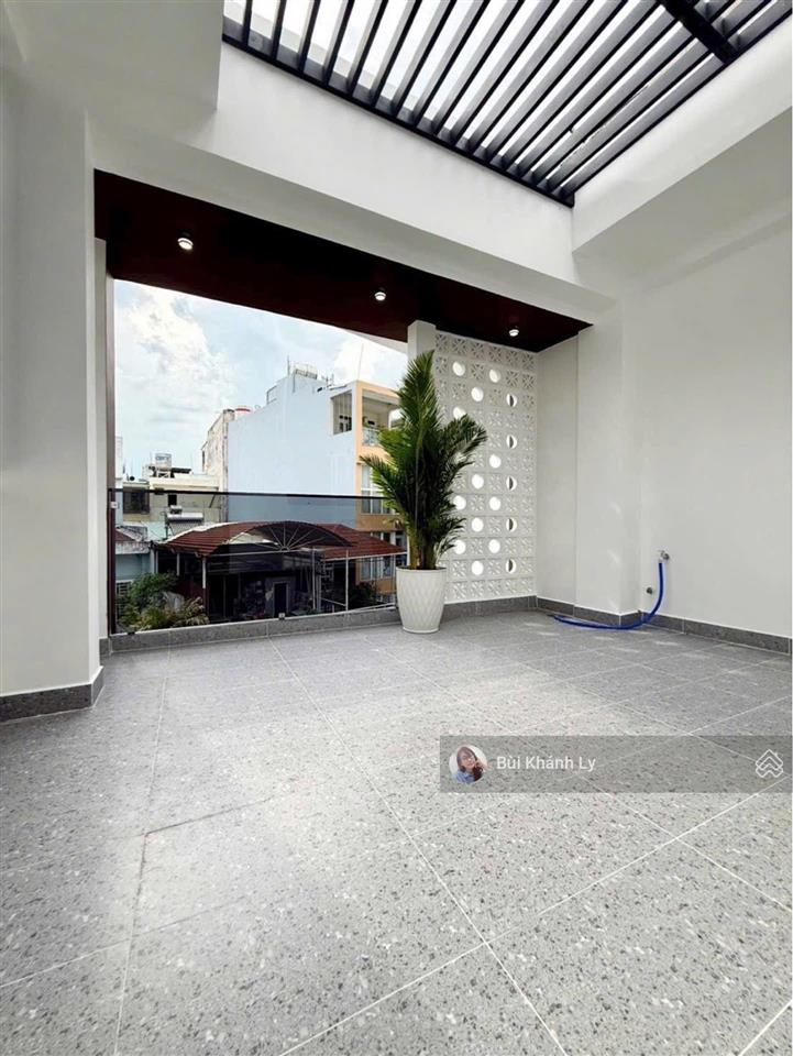 Hẻm xe hơi tránh  khu vip đặng văn ngữ  huỳnh văn bánh  thang máy xịn