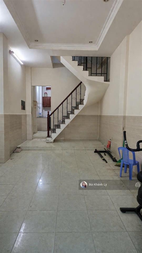 Bán nhà phú nhuận 45m sát mặt tiền phan đình phùng, giáp quận 1, chỉ 7.2 tỷ