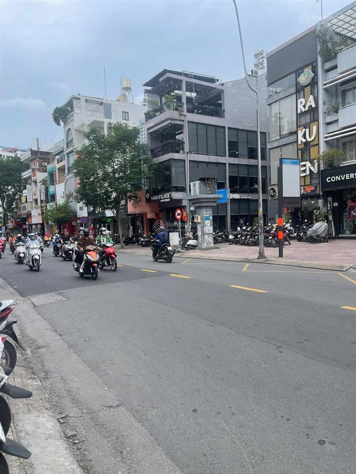 Nhà lê văn sỹ, bình thạnh, 50m, 6 tầng, thang máy, sát hàng xanh