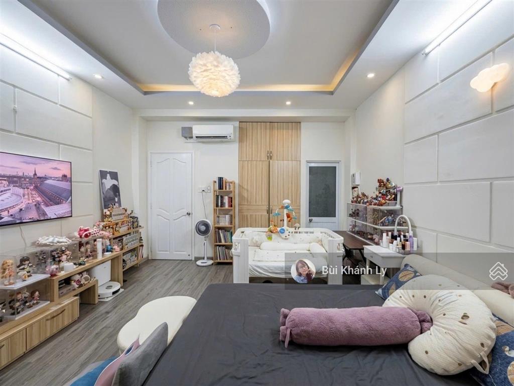 Nhà hẻm xe hơi nguyễn văn trỗi, phú nhuận, 40m, ngang 4,4m, 5 tầng
