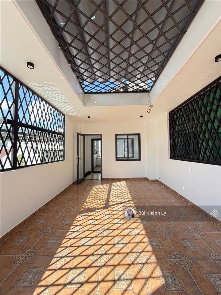 Nhà đẹp phú nhuận  5 tầng  xe hơi thông nguyễn trọng tuyển  nguyễn văn trỗi
