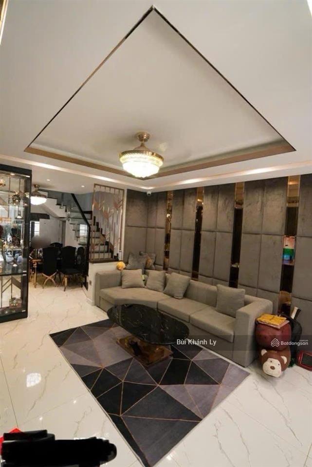 Bán nhà hẻm xe hơi thông khu vip lê văn sỹ gần phạm văn hai 5 tầng sân thượng