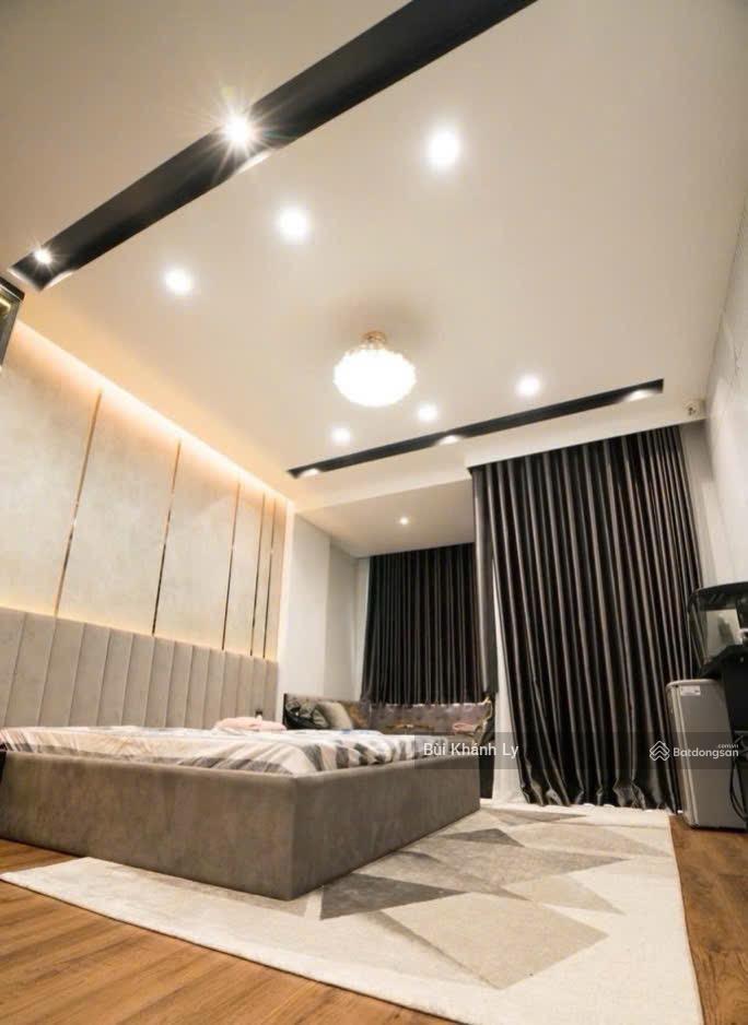 Bán nhà hẻm xe hơi thông khu vip lê văn sỹ gần phạm văn hai 5 tầng sân thượng