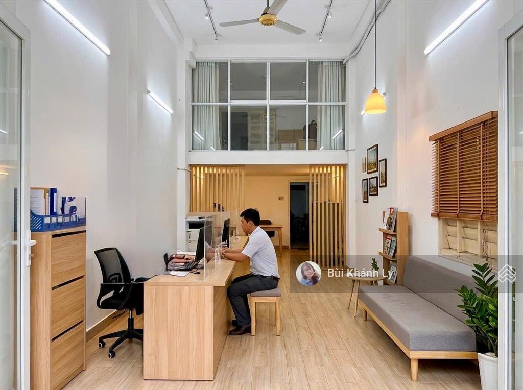Hẻm xe hơi thông 182 lê văn sỹ  50m  3 tầng