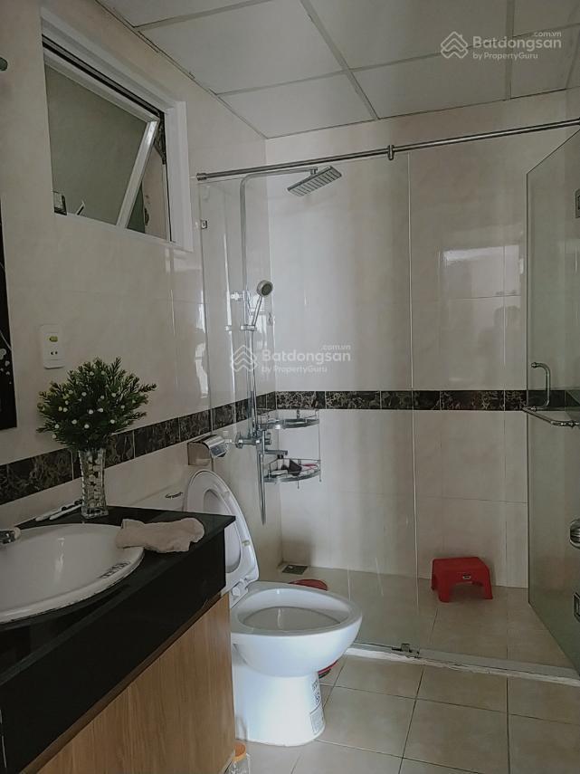 Tôi có căn hộ giai việt cần bán gấp đường tạ quang bửu, phường 5 , quận 8 , 82m2 ,