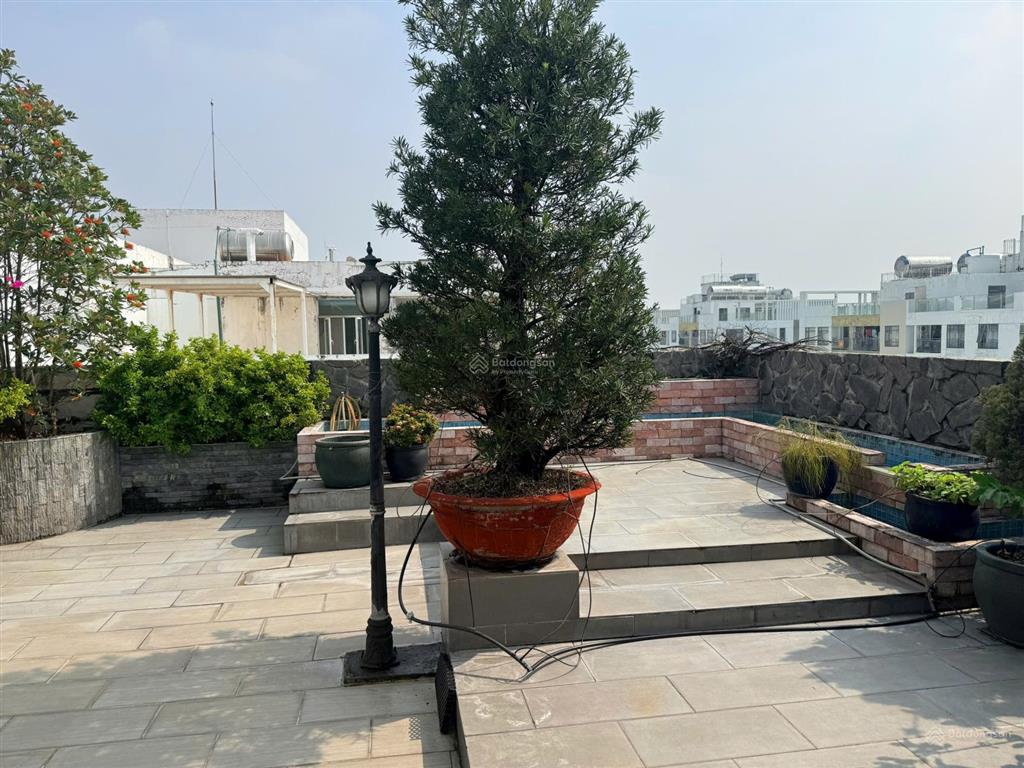 Bán gấp penthouses cao cấp giai việt mặt tiền đường tạ quang bửu phường 5 quận 8