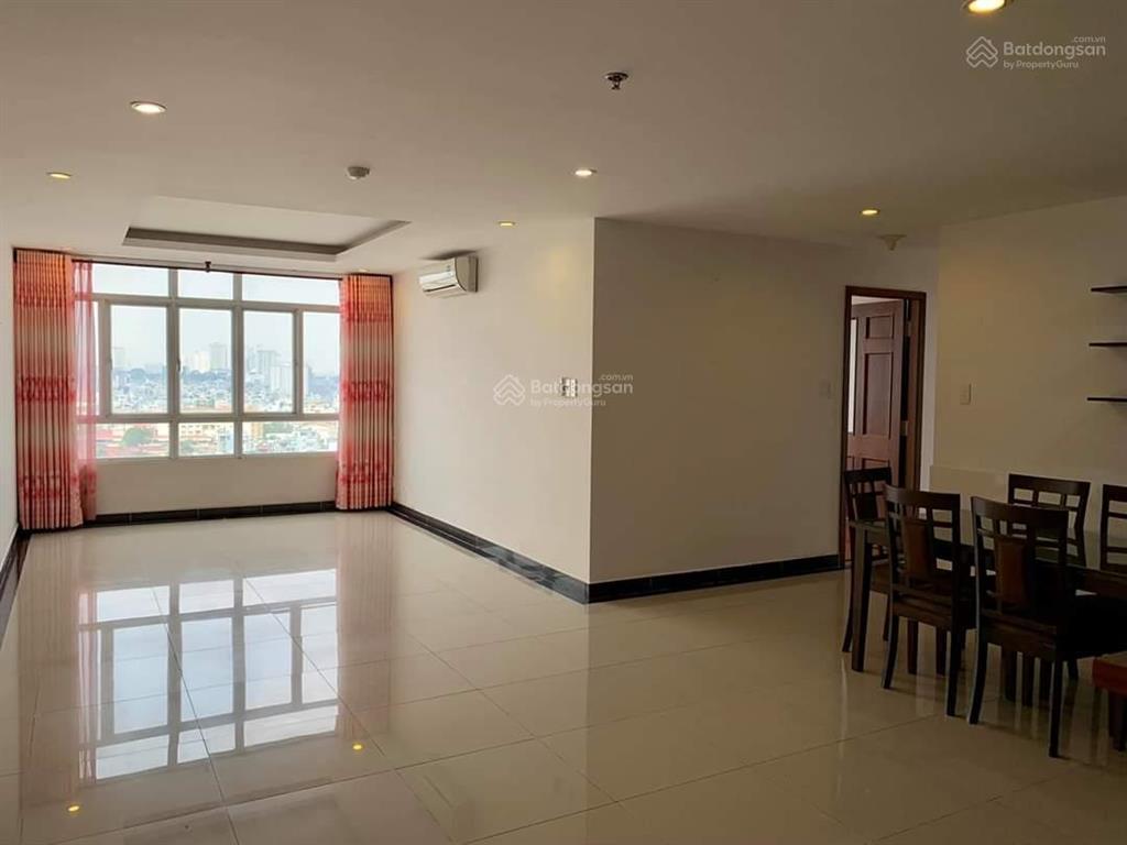 Cần cho thuê căn hộ cao cấp giai việt đường tạ quang bửu phường 5, quận 8. diện tích 150m2