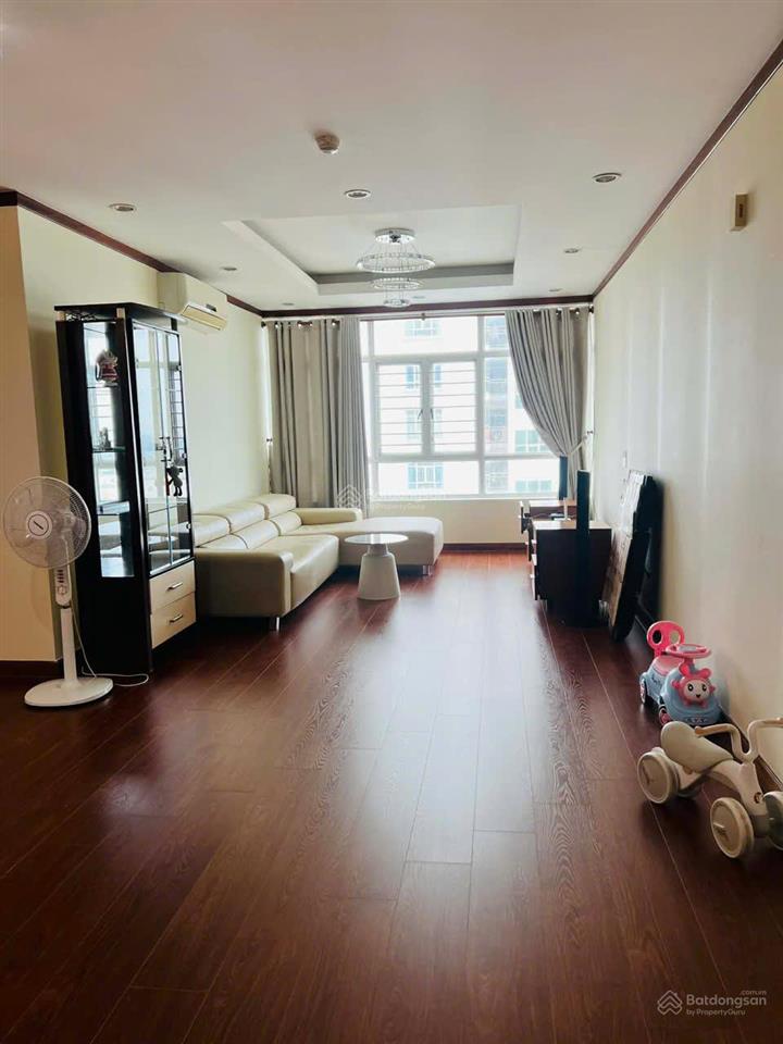 Tôi cần cho thuê chung cư giai việt đường tạ quang bửu, quận 8