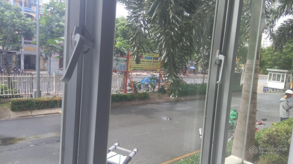 Chủ nhà cần bán căn hộ shophouse giai việt tầng trệt, đường tạ quang bửu, quận 8, dtsd 150m2