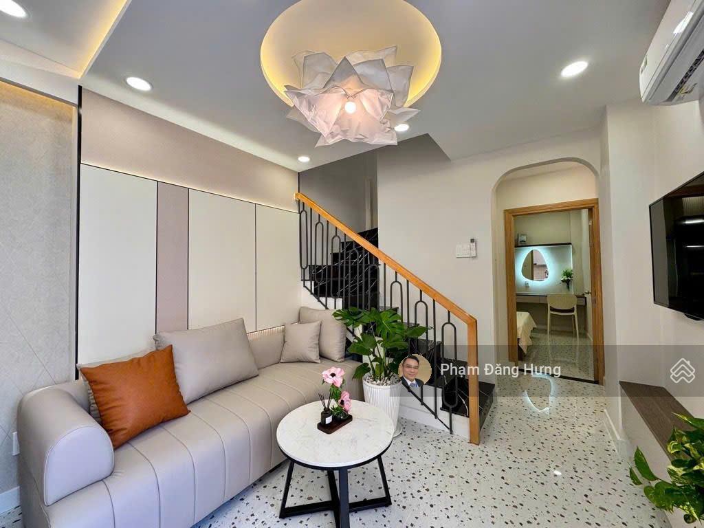 Nhà đẹp full nội thất tại xvnt, bình thạnh giáp quận 1, 35.6m2, 2 tầng, 3pn, có phòng ở trệt, 6.2tỷ