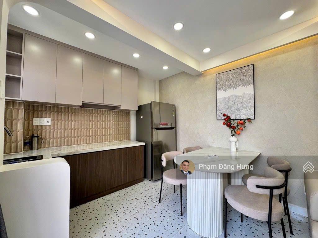 Nhà đẹp full nội thất tại xvnt, bình thạnh giáp quận 1, 35.6m2, 2 tầng, 3pn, có phòng ở trệt, 6.2tỷ