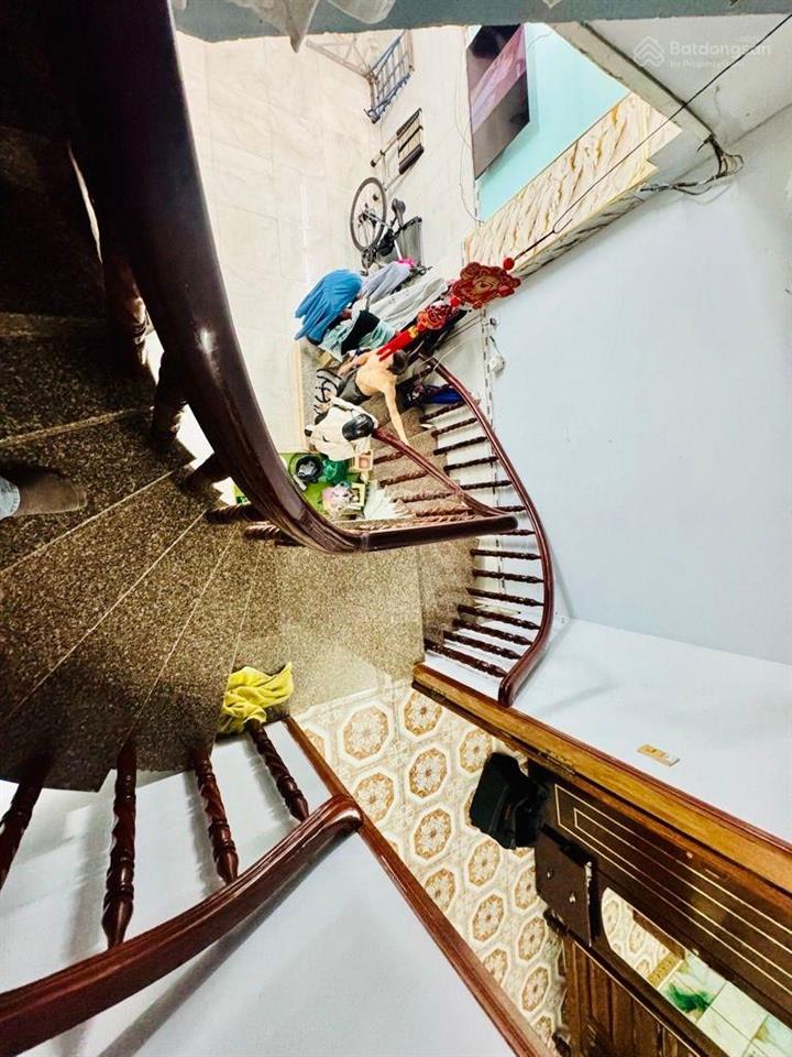 Nhà đẹp khu vip q.8  tạ quang bửu  64m2  4 tầng đúc chắc chắn  hẻm xe hơi  giá 9ty