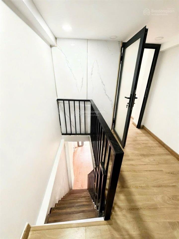 Bán nhà q. 10  cao thắng  hẻm xe hơi  3ty8