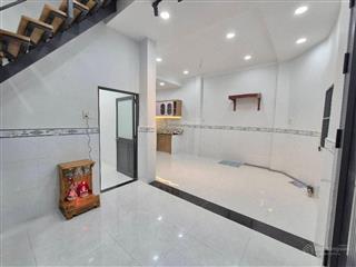 Trung tâm quận 8  đường hưng phú 42 m2  3 phòng ngủ giá nhỉnh 4ty