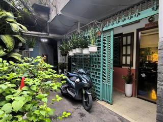 Bán nhà tầng trệt chung cư quận 10  hẻm 3m  mặt tiền 4m, giá 3tỷ5