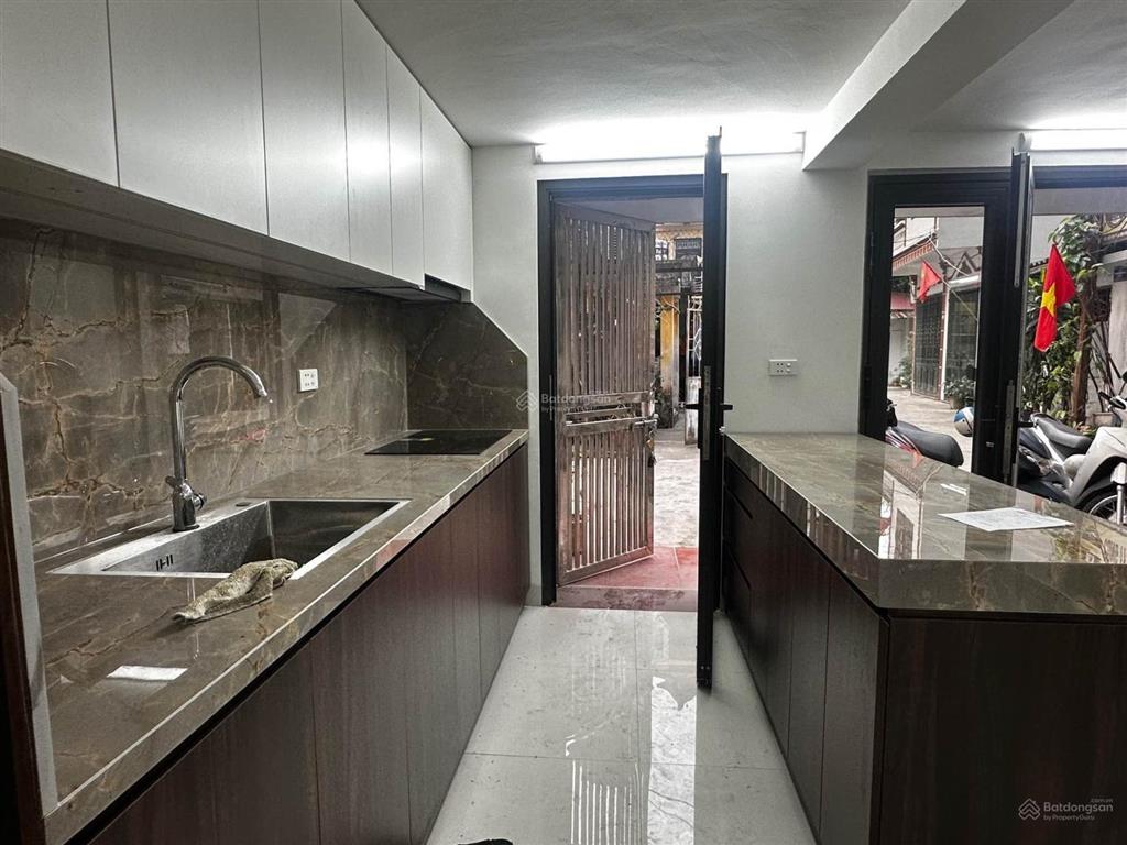 Nhà phân lô kđt pháp vân  yên sở | 5 tầng | mt 5m | full nội thất | ô tô vòng quanh, chỉ hơn 10 tỷ
