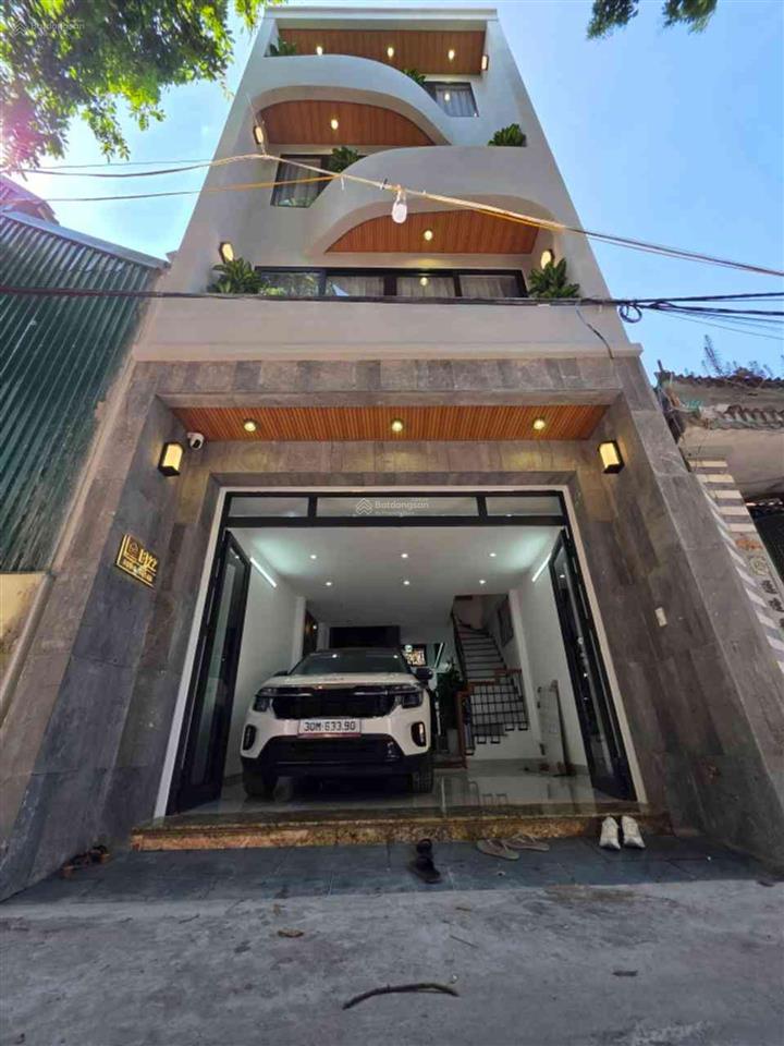 Nhà ngũ hiệp 80m² | 4 tầng thang máy | gara ô tô | gần quốc lộ 1a | không gian sống đẳng cấp