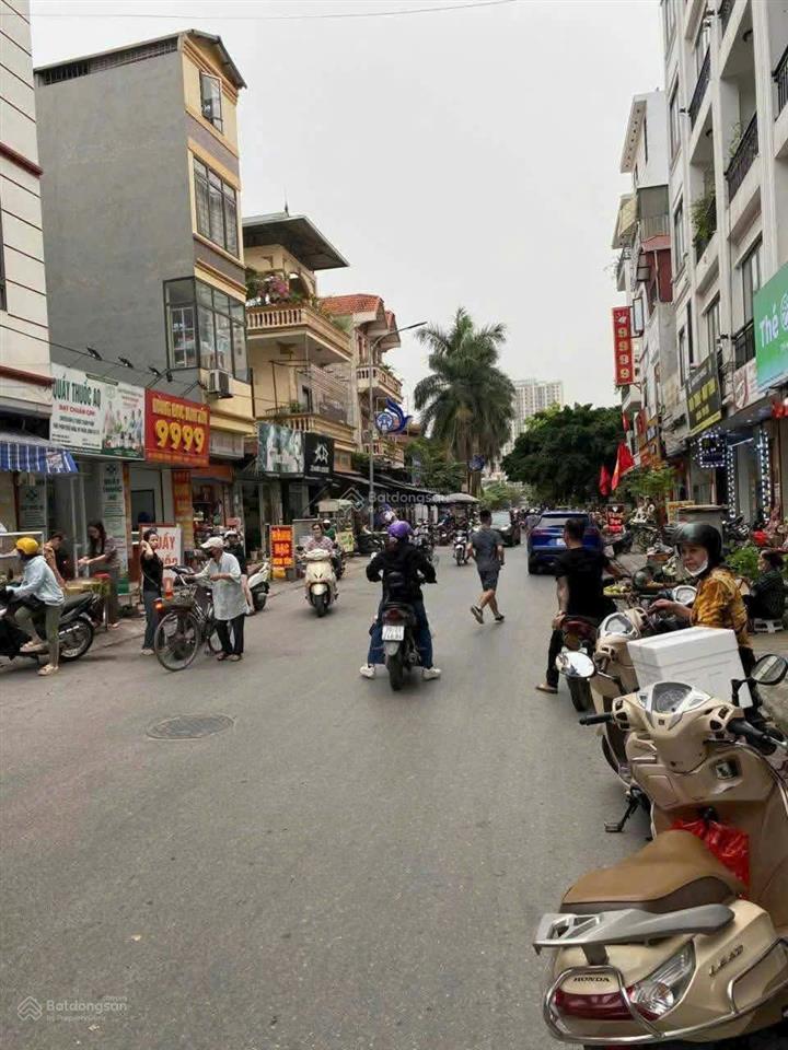 Hiếm  bán nhà tứ hiệp, thanh trì. trung tâm chợ văn điển 75m, 5 tầng ô tô đỗ cửa, kinh doanh.