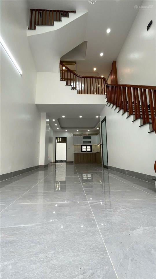 Nhà đẹp đông mỹ, thanh trì 70m  5 tầng mới  phân lô cán bộ  ô tô đỗ cổng  hơn 6 tỷ