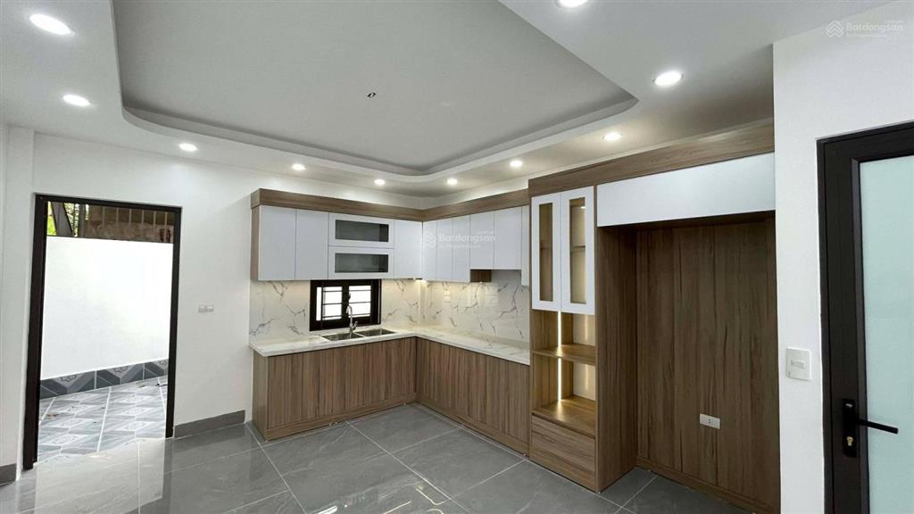 Nhà đẹp đông mỹ, thanh trì 70m  5 tầng mới  phân lô cán bộ  ô tô đỗ cổng  hơn 6 tỷ