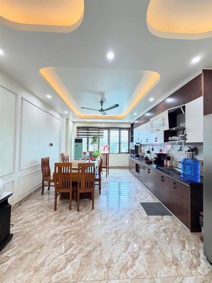 Ngọc hồi, tứ hiệp, thanh trì 100m  6 tầng thang máy  mặt phố, vỉa hè  dòng tiền 20tr/tháng